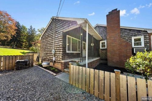 148 Foothill Rd, Flemington, NJ 08822-7044