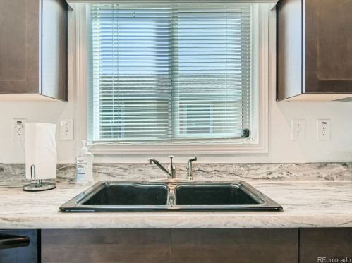 111 Juniper Cir, Fort Morgan CO 80705-4860 exterior