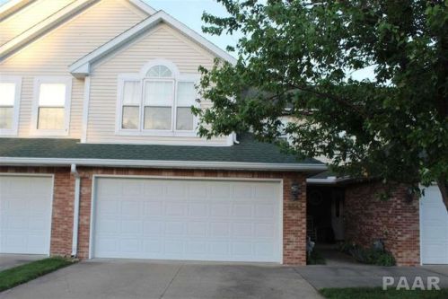 1832 Robin Ave, Mayfair, IL 61550-3136