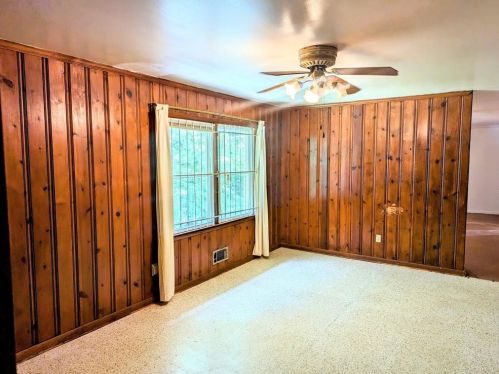 352 Harris Manor Dr, Atlanta GA  30311-2117 exterior