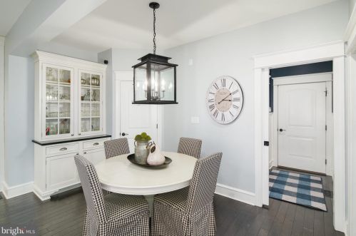 415 Washington Ave, Tavistock NJ 08033-3340 exterior