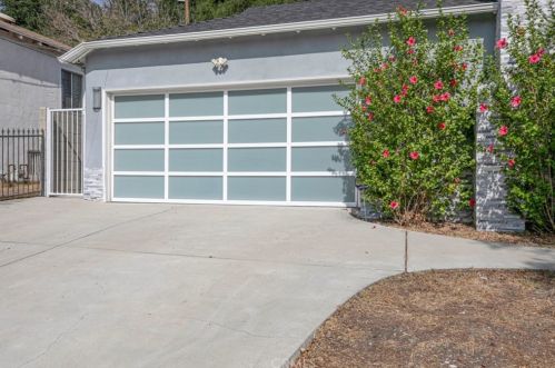 3521 Encinal Ave, Glendale CA 91214-2415 exterior