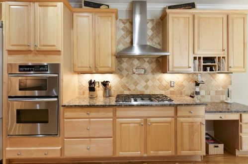 2527 Brookline Cir, Atlanta GA  30319-3690 exterior