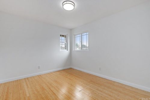 2 Wadsworth, Irvine CA  92620-3722 exterior