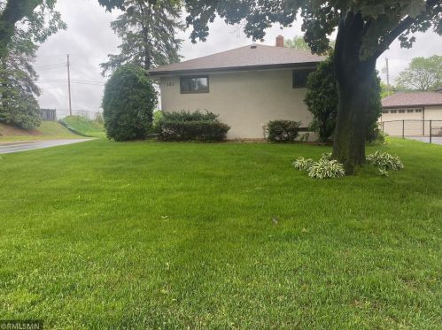 101 17th Ave, South Saint Paul, MN 55075-1830