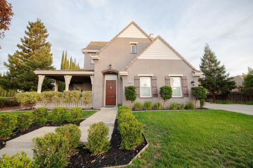 1620 Ventura Dr, Morgan Hill, CA 95037-9014