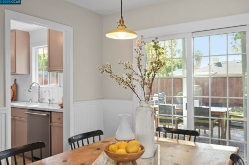 137 Cynthia Dr, Concord CA  94523-2901 exterior