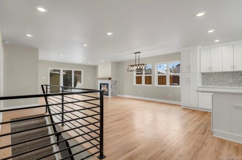 1884 Elm St, Denver CO  80222-4440 exterior