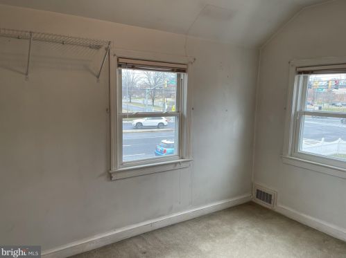 233 University Blvd, Silver Spring MD 20901-1944 exterior