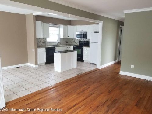 2908 Nokomis Pl, Point Pleasant Beach, NJ 08742-3546