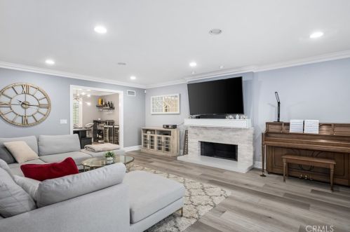 2405 Avalon Ave, Santa Ana CA 92705-7903 exterior