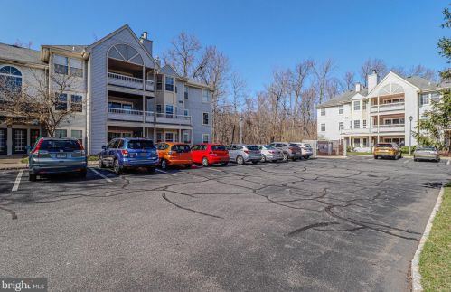 110 Biscayne Ct, Princeton NJ  08540-7802 exterior