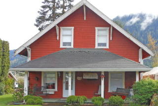 147 Division Ave, Morton, WA 98356-9300