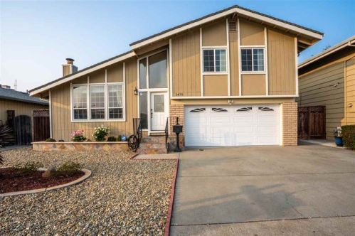 1475 Fry Ln, Hayward, CA 94545-2535