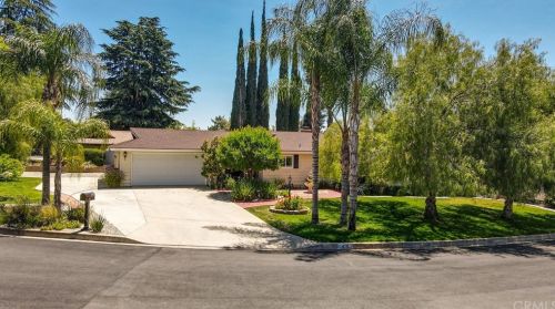 12420 Birch St, Yucaipa, CA 92399-4218