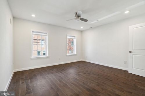 630 Catharine St, Philadelphia PA  19147-2937 exterior