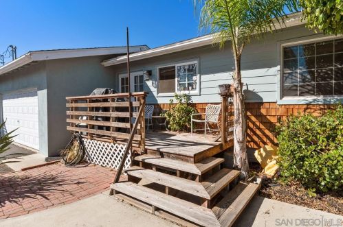 3445 Valley St, Carlsbad, CA 92008-2600