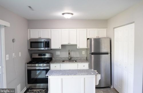 340 Center Deen Ave, Aberdeen MD  21001-2032 exterior