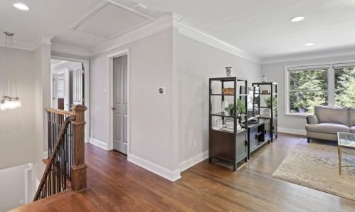 1934 Innwood Rd, Atlanta GA  30329-2715 exterior