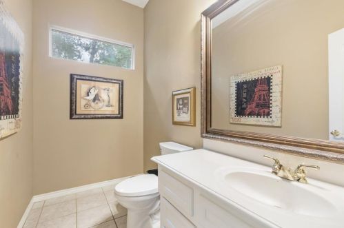 15720 Kuykendahl Ct, Conroe TX  77384-3560 exterior