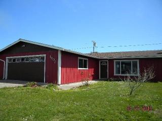 1907 Cliff Ave, Mckinleyville, CA 95519-3316