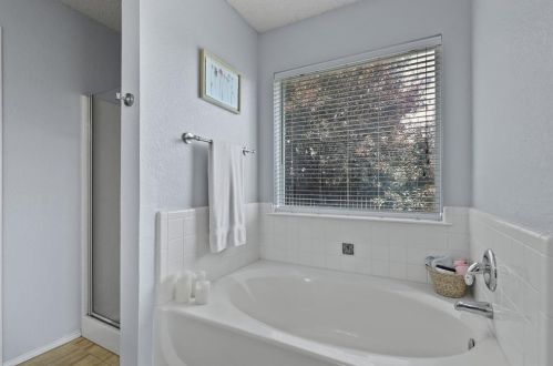 5601 Seafield Ln, Fort Worth TX  76135-2531 exterior