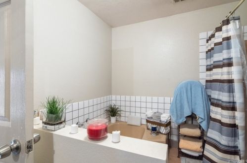 3564 Valley Way, Riverside CA  92509-1450 exterior