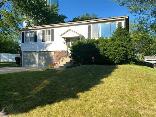 239 Langton Ct, Hanover Park, IL 60108-1954