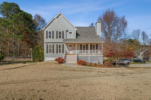 13 Wisteria Ln, Hiram, GA 30141-2945