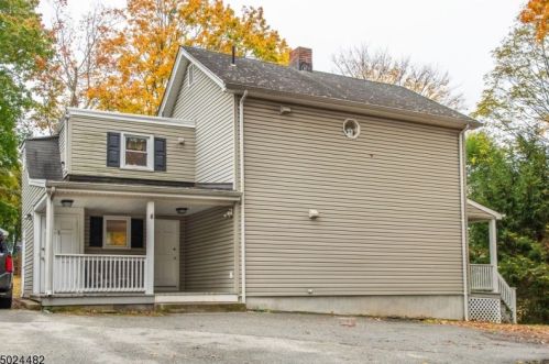140 Boonton Ave, Kinnelon, NJ 07405-1470