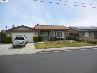 7085 Portage Rd, Pleasanton, CA 94568-2542
