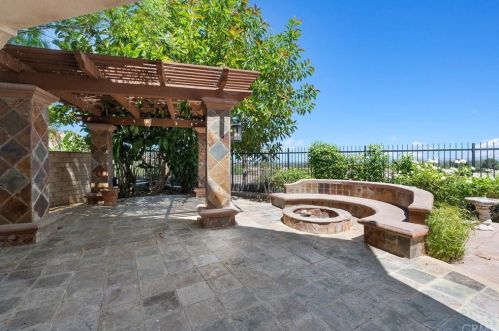 105 Bottlebrush, Irvine CA  92603-0688 exterior