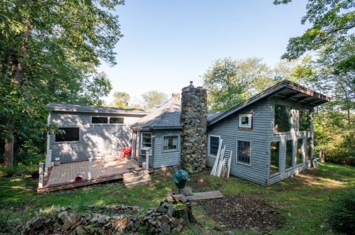 46 Sentry Hill Rd, York, ME 03909-1409