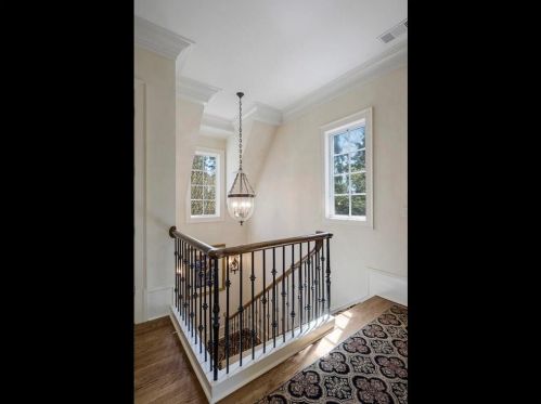 5540 Lake Island Dr, Atlanta GA  30327-4832 exterior