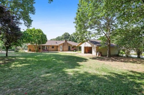 30 Country Rds Dr, Stockbridge GA  30281-1342 exterior