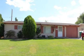1001 Greenbrae Dr, Sparks, NV 89434-4064