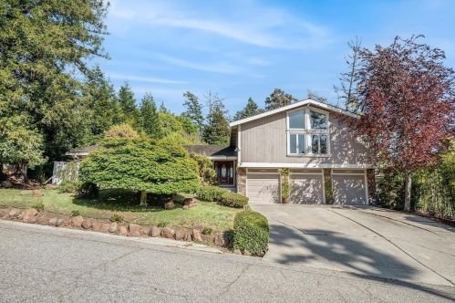 16525 Oak View Cir, Morgan Hill, CA 95037-6917