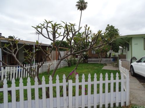 205 Vienna Dr, Santa Ana CA  92703-4145 exterior