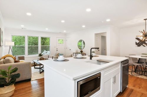 3763 Gloucester Dr, Tucker GA  30084-7204 exterior