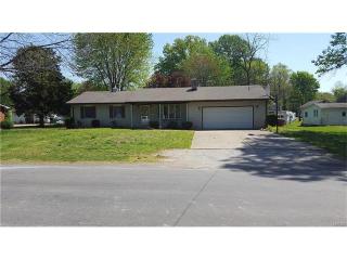 320 Lebanon St, Mascoutah, IL 62258-2104