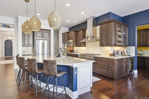 5925 Olive Cir, Englewood CO  80111 exterior