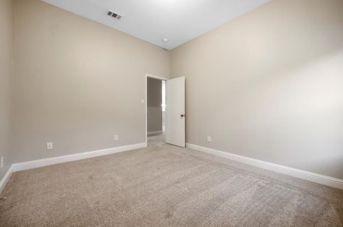 5600 Meadows Way, Fort Worth TX  76180-6315 exterior