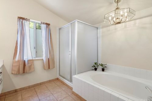 20539 Bloomfield Rd, Riverside CA  92508-2916 exterior