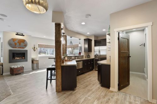 2488 Fieldstone Curv, Saint Paul MN  55129-6209 exterior