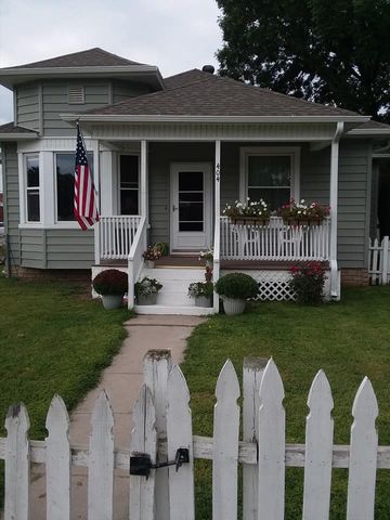 404 Milan Ave, Ravenna, NE 68869-1335