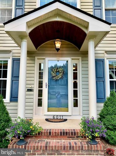 6011 Benevolent St, Fredericksburg, VA 22407-8353
