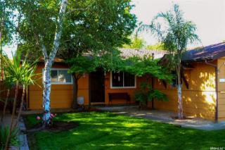 5310 Moody Ln, Carmichael, CA 95608-5033