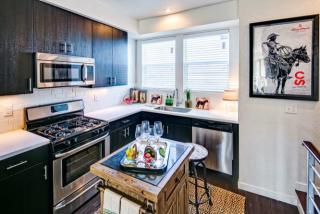 1111 Sherman St, Denver CO  80210-1510 exterior