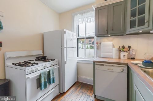 32 Ross St, Lancaster PA  17602-1942 exterior