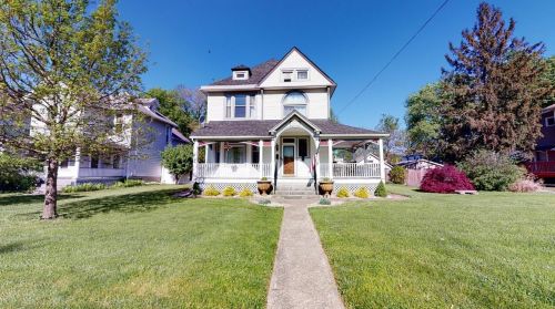 8365 Curzon Ave, Cincinnati, OH 45216-1338